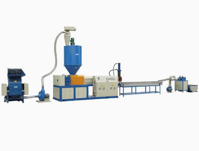 Revolutionizing Waste Management: The Power of Plastic Granulator Machines - Image 2