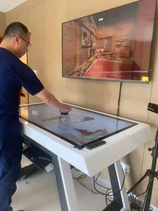 55-inch object recognition screen 3D touch display screen interactive touch screen educational all-in-one machine LED exhibition display screen - Image 3